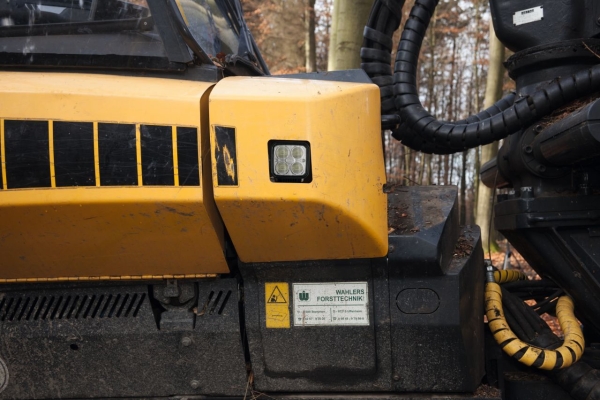 Ilustracja 1GA 996 284-051 HELLA oświetlenie pomocnicze