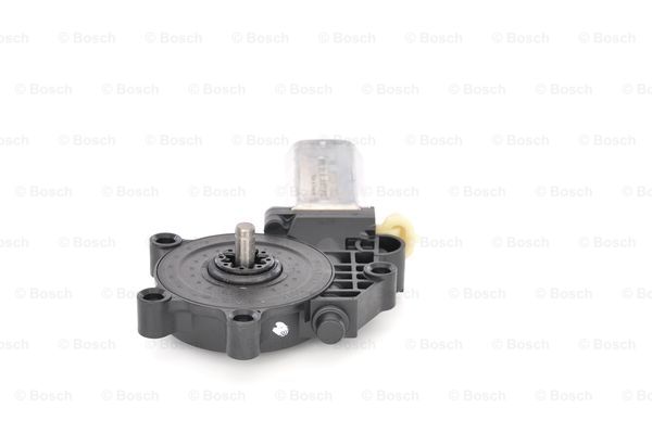 Ilustracja 0 130 822 003 BOSCH silnik elektryczny, podnośnik szyby