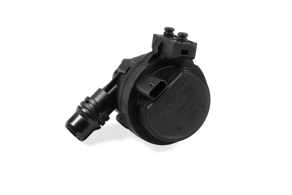 Ilustracja AP8378 HEPU dodatkowa pompa wody (obieg wody chłodzącej)