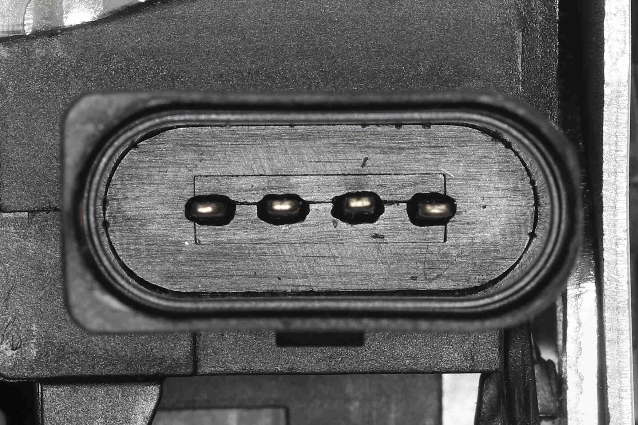 Ilustracja V10-85-6998 VEMO zamek pokrywy tylnej