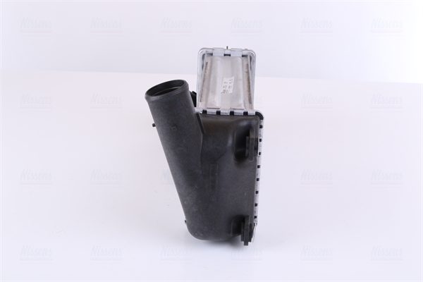 Ilustracja 96263 NISSENS chłodnica powietrza doładowującego - intercooler