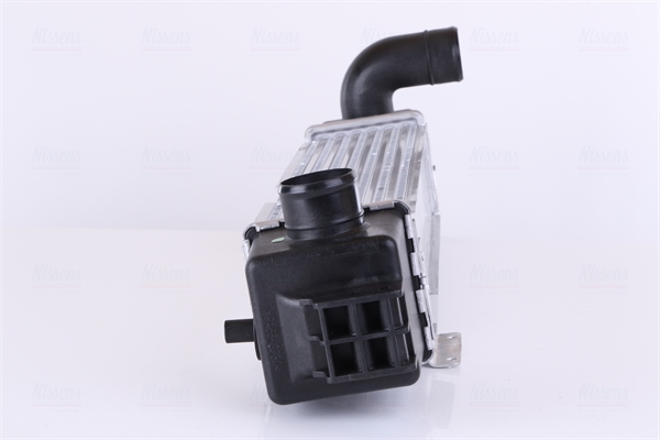 Ilustracja 96384 NISSENS chłodnica powietrza doładowującego - intercooler