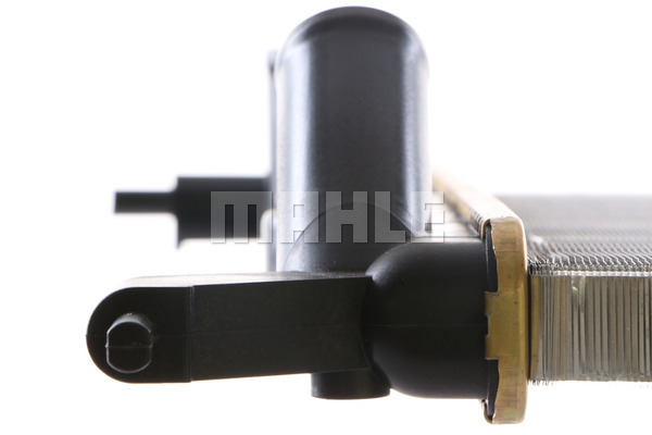 Ilustracja CR 615 000S MAHLE chłodnica cieczy