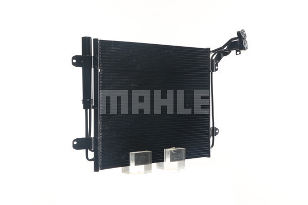 Ilustracja AC 12 000S MAHLE skraplacz, klimatyzacja