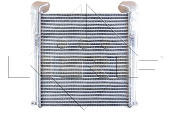 Ilustracja 30144 NRF chłodnica powietrza doładowującego - intercooler