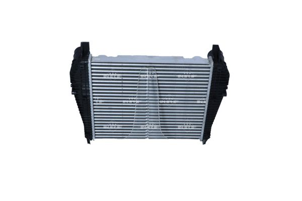 Ilustracja 30264 NRF chłodnica powietrza doładowującego - intercooler