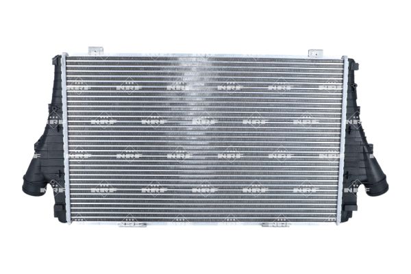 Ilustracja 30867 NRF chłodnica powietrza doładowującego - intercooler
