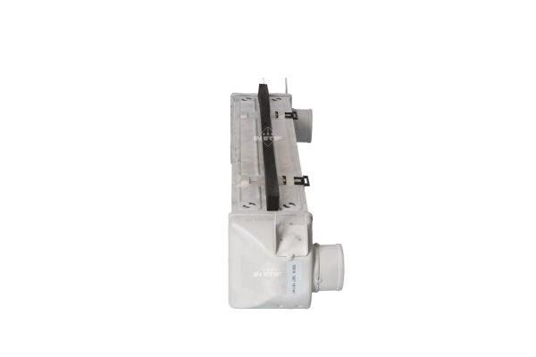 Ilustracja 30919 NRF chłodnica powietrza doładowującego - intercooler