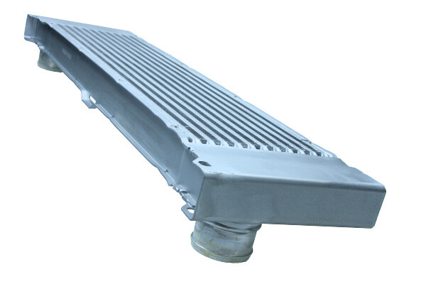 Ilustracja AC630070 MAXGEAR chłodnica powietrza doładowującego - intercooler