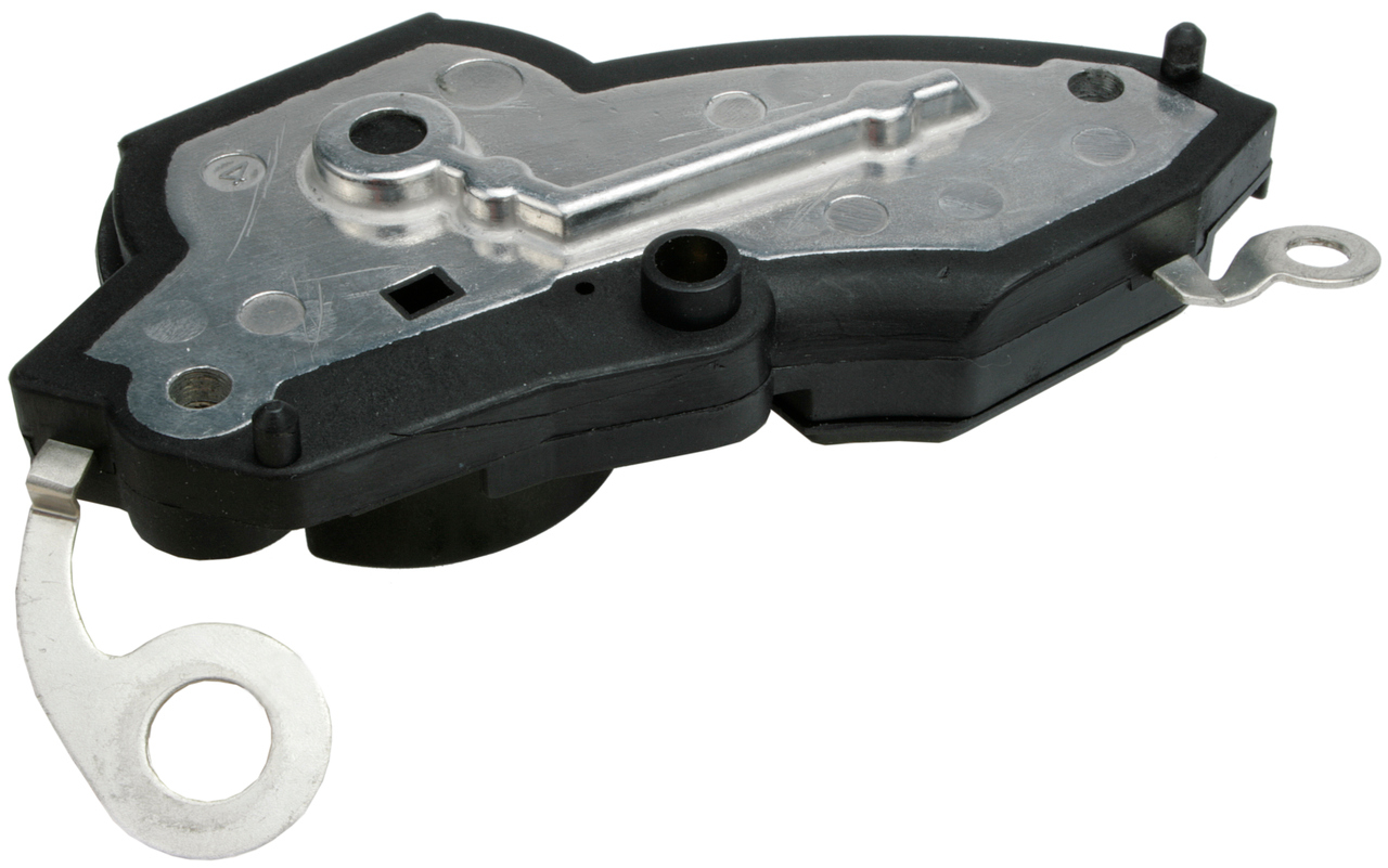 Ilustracja F 032 235 528 HC-CARGO regulator napięcia