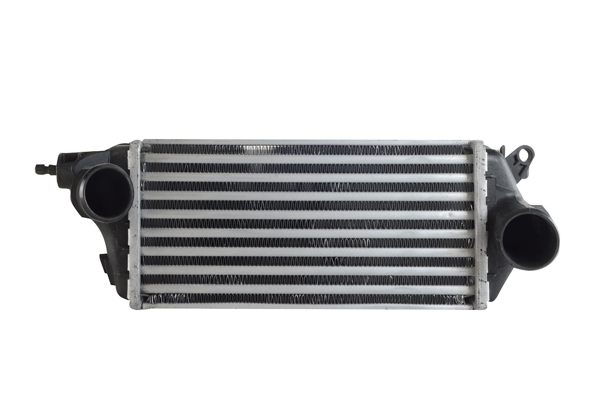 Ilustracja 612 551 HART chłodnica powietrza doładowującego - intercooler