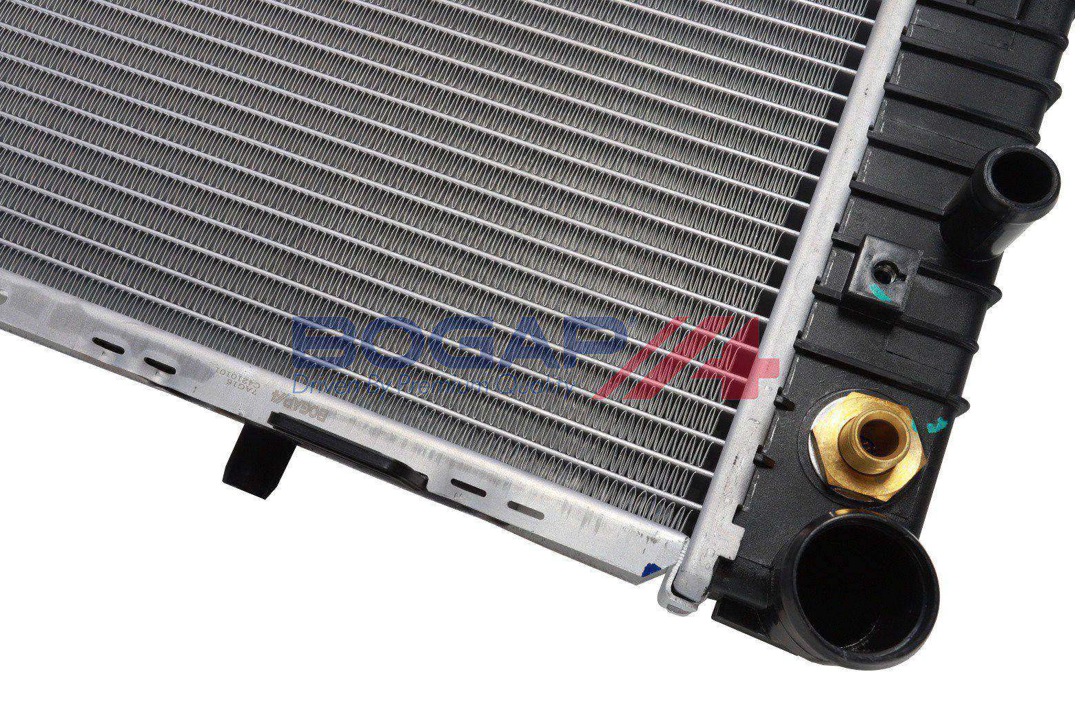 Ilustracja C4210101 BOGAP chłodnica cieczy